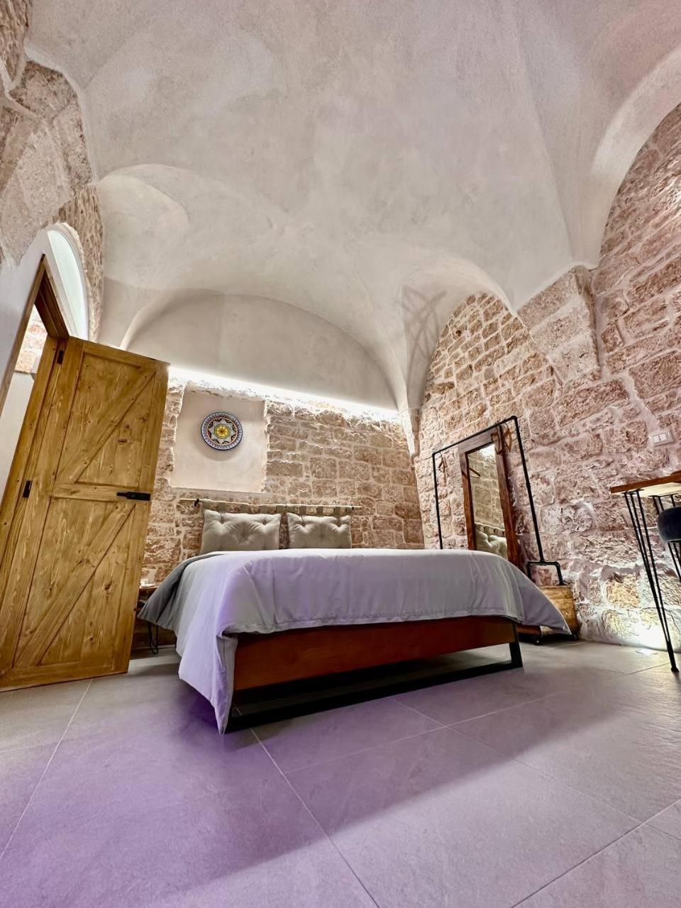 Primus Suite Ceglie Messapica Exterior photo